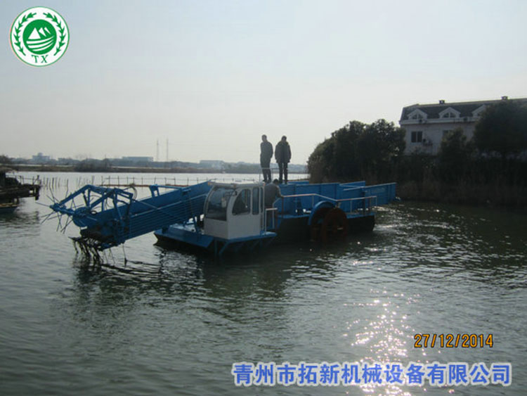销往广东河源自动化水草收割船